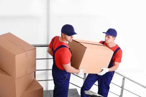 Local man and van service in Waterloo supporting careful residential moves