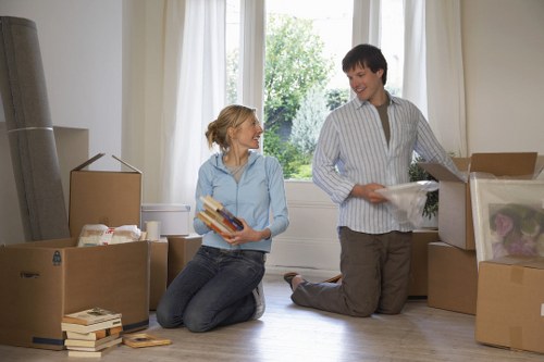 Free quote policy for Man and Van Waterloo with item details noted